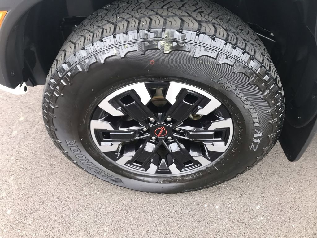 Used 2023 Nissan Frontier PRO-4X w/ Pro Convenience Package AWD/4WD image 10