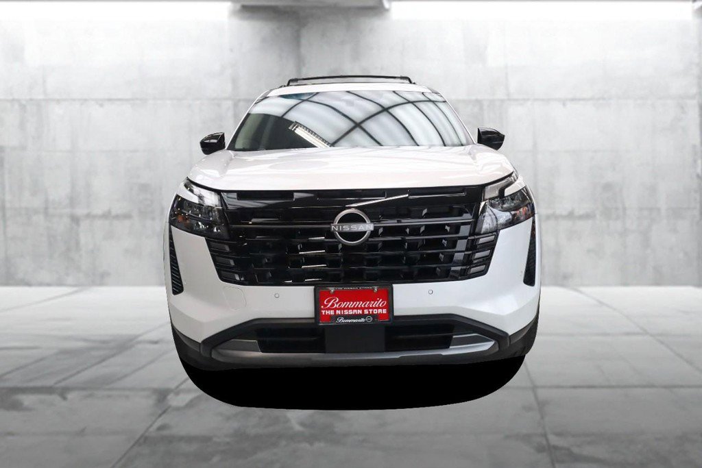 New 2026 Nissan Pathfinder SL w/ SL Premium Package image 3