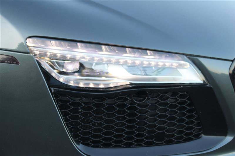 Used 2014 Audi R8 V10 image 26