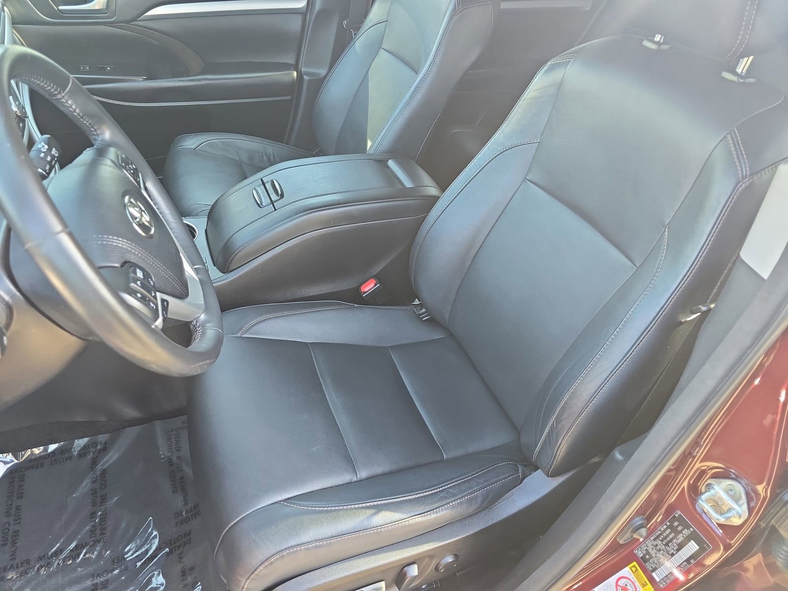 Used 2018 Toyota Highlander XLE image 21