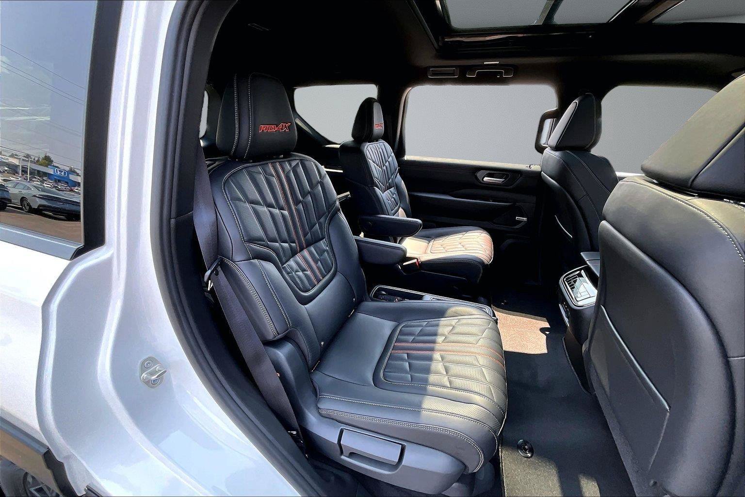 New 2026 Nissan Armada PRO-4X AWD/4WD image 11