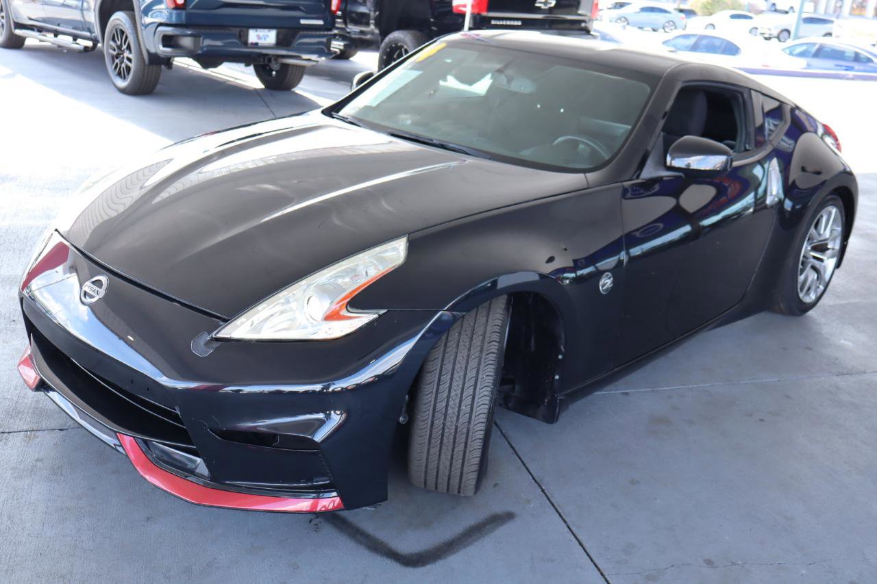 Used 2014 Nissan 370Z Coupe RWD image 9
