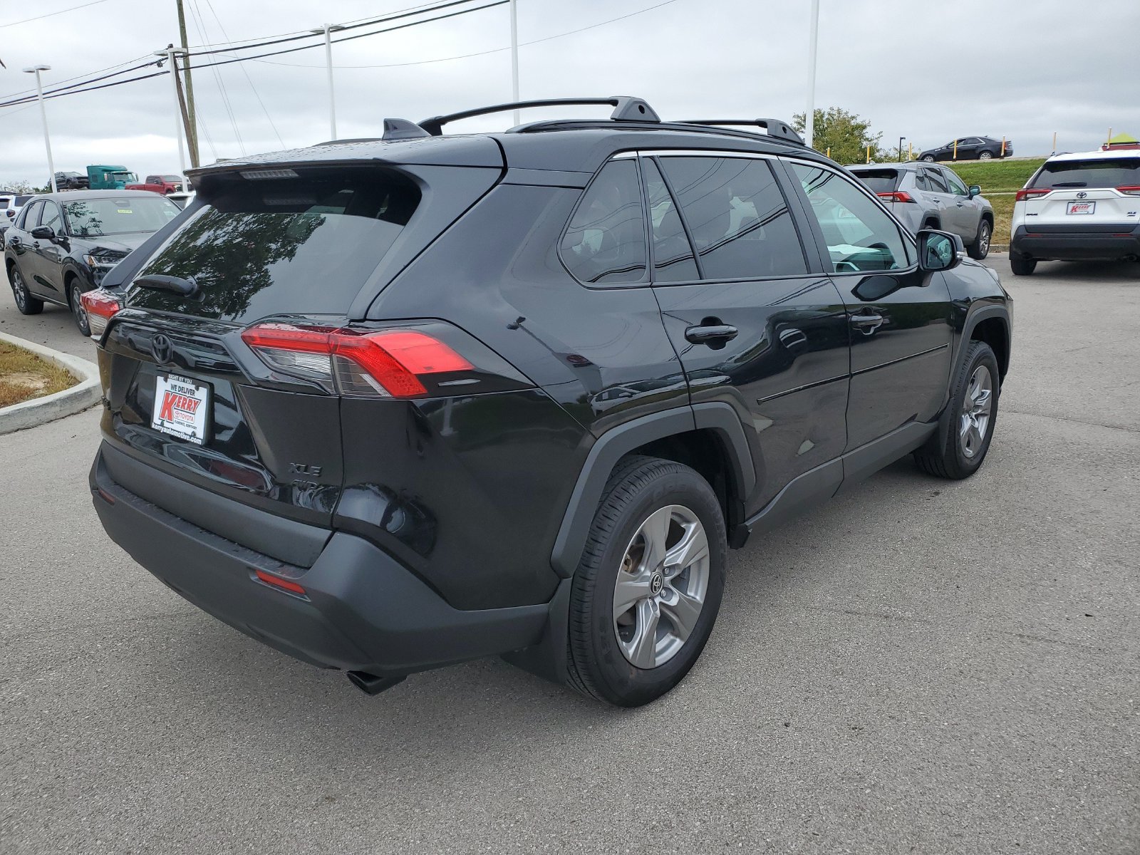 Certified 2025 Toyota RAV4 XLE w/ Convenience Package AWD/4WD image 4