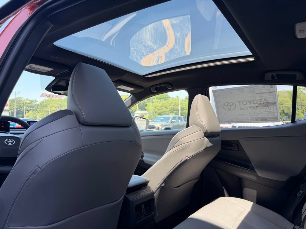 New 2026 Toyota C-HR AWD/4WD image 9