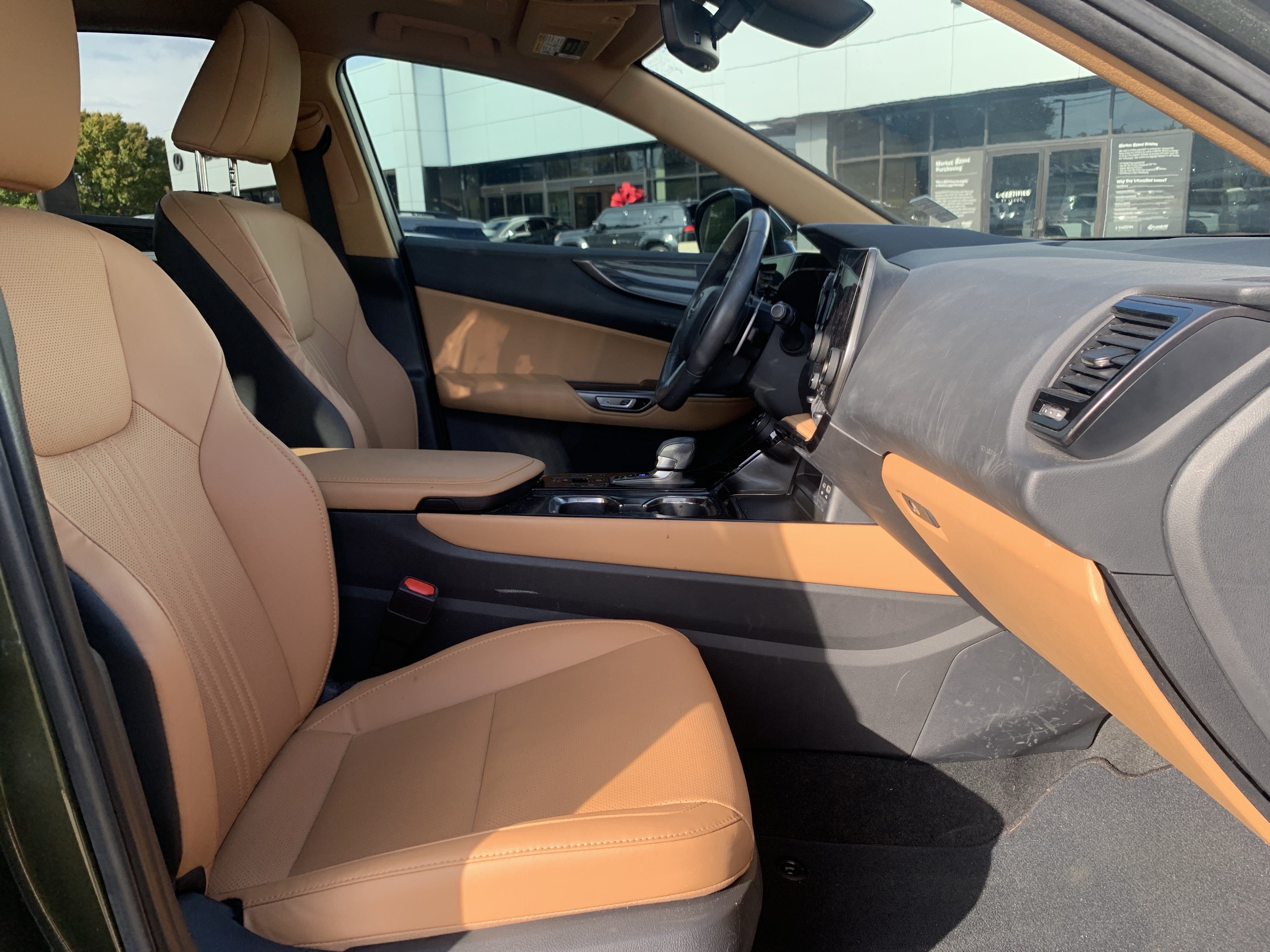 Used 2024 Lexus NX 250 FWD image 35