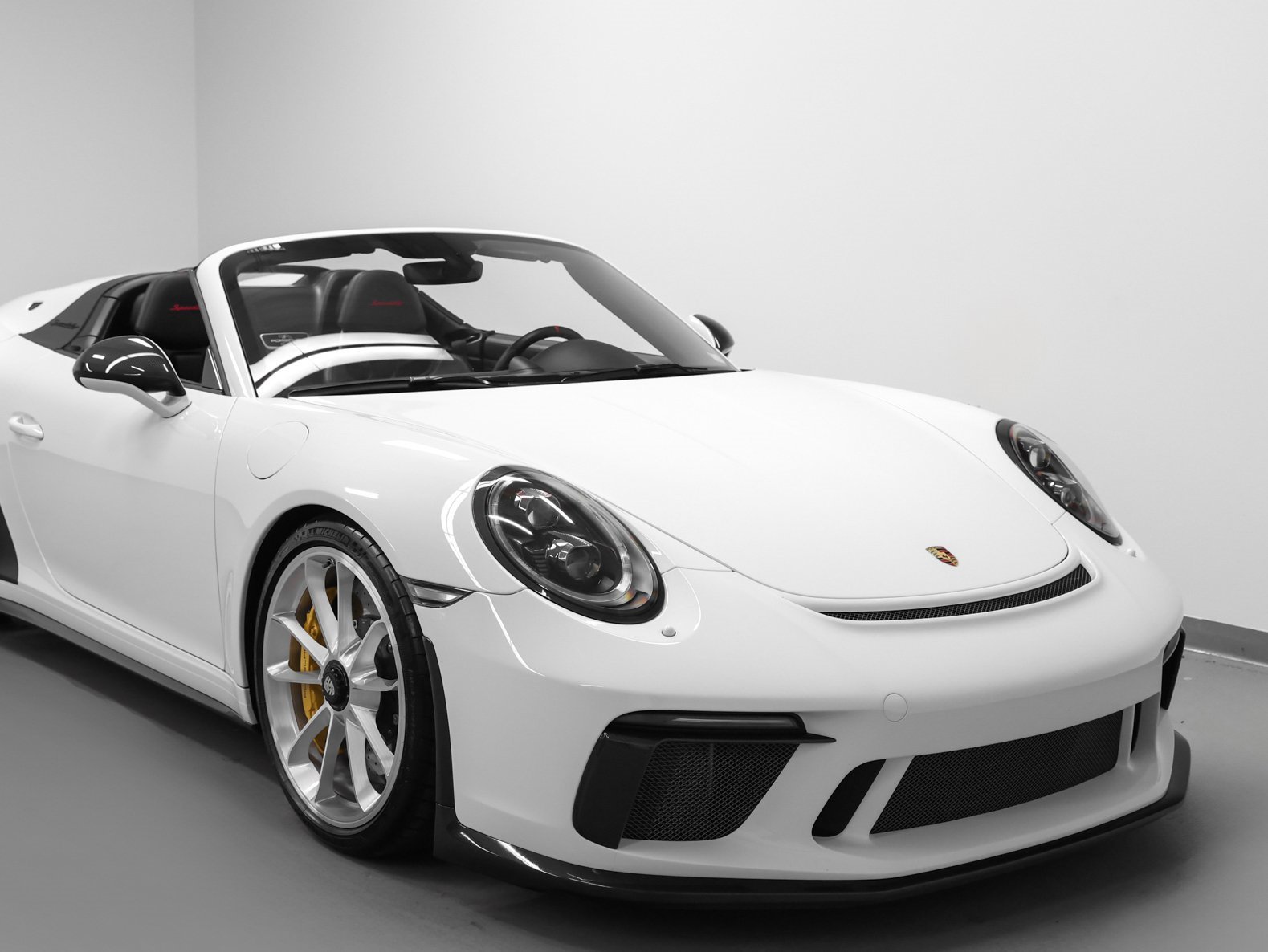 Used 2019 Porsche 911 Speedster image 10