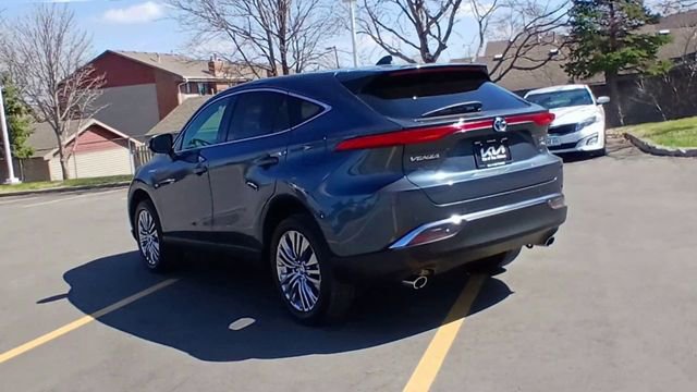 Used 2021 Toyota Venza Limited w/ Advanced Technology Package image 9