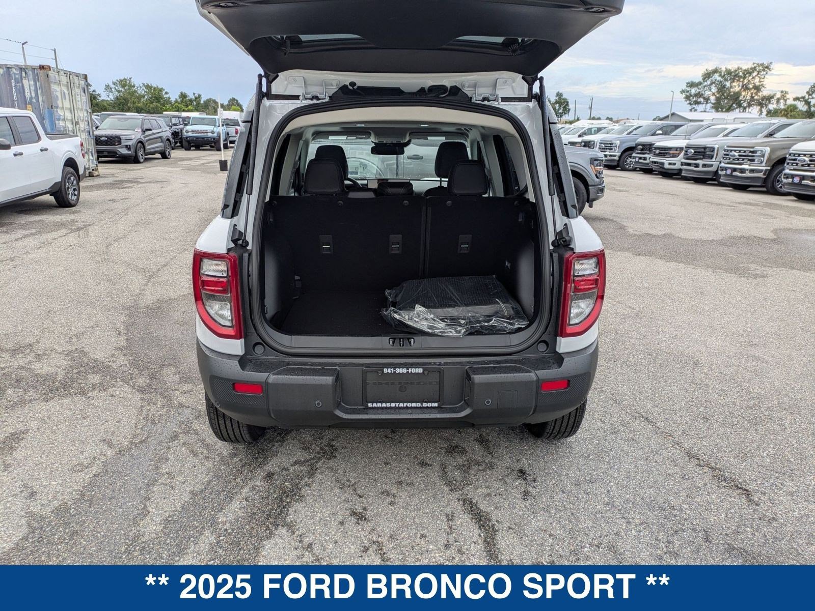 New 2025 Ford Bronco Sport Outer Banks w/ Outer Banks Tech Package+ image 15