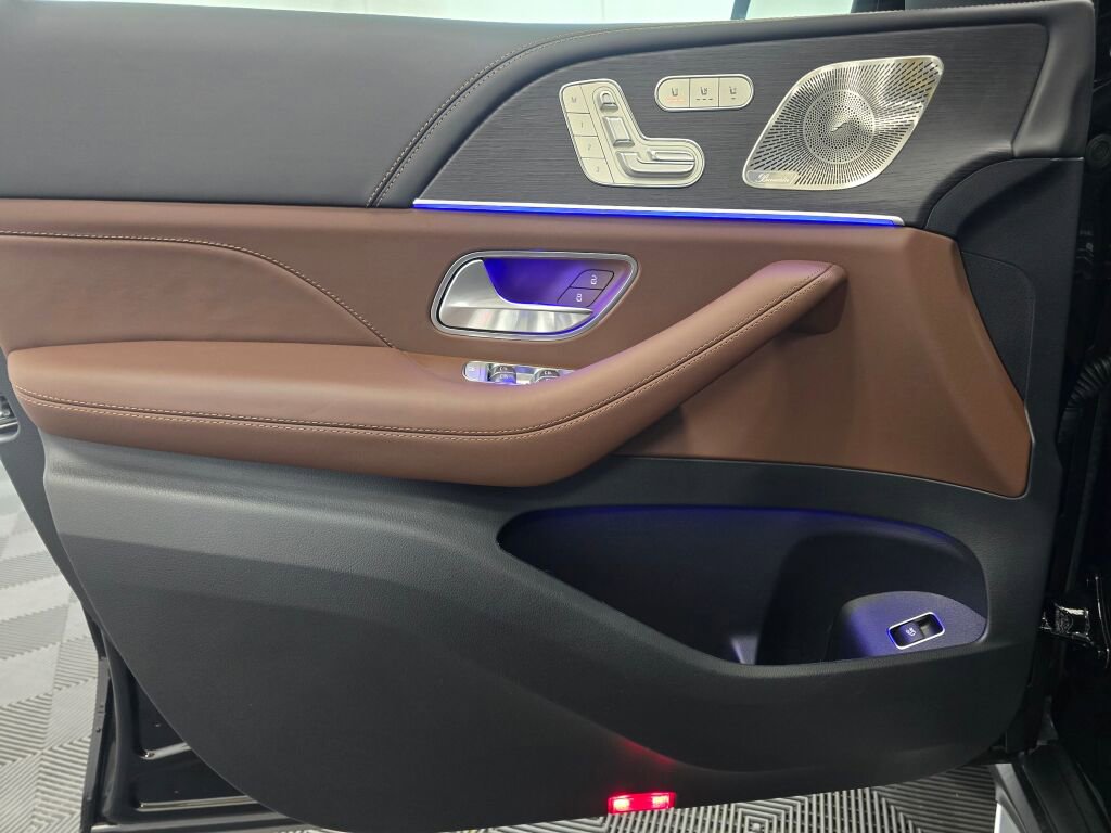 New 2026 Mercedes-Benz GLE 63 AMG S image 23