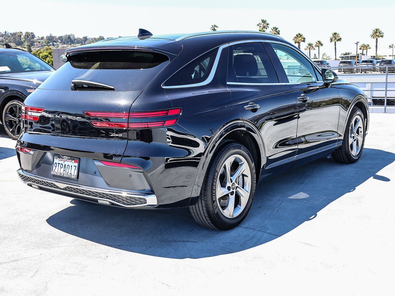 Used 2026 Genesis GV70 2.5T Select image 4