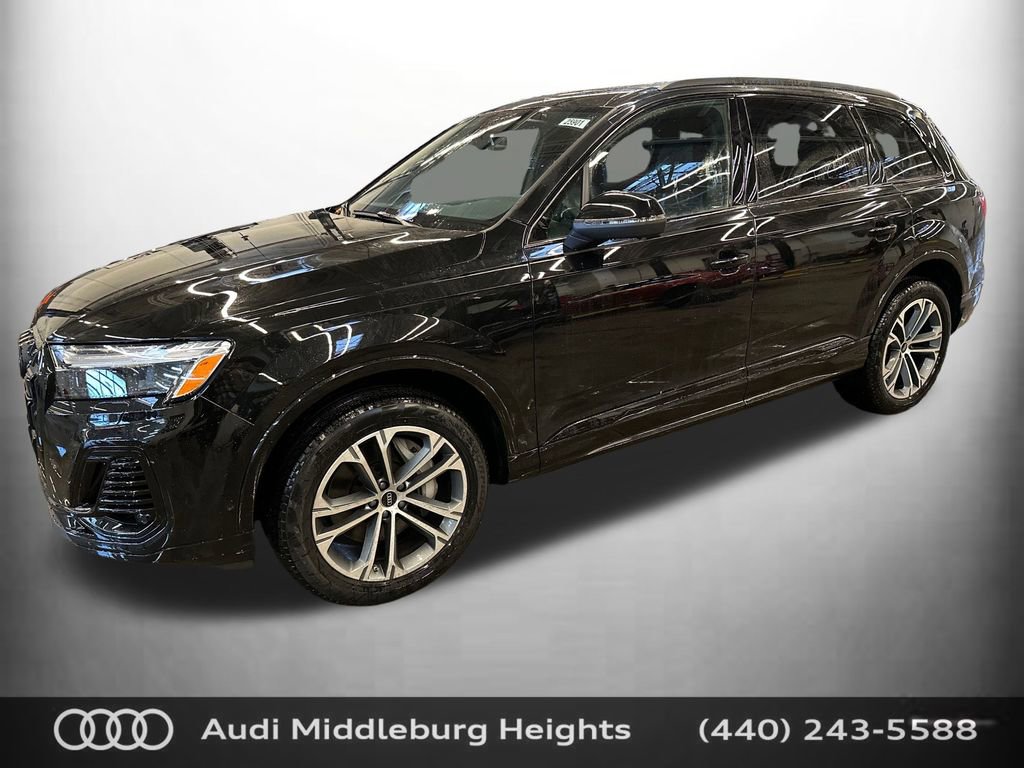 Used 2026 Audi Q7 3.0T Premium w/ Convenience Plus Package image 2