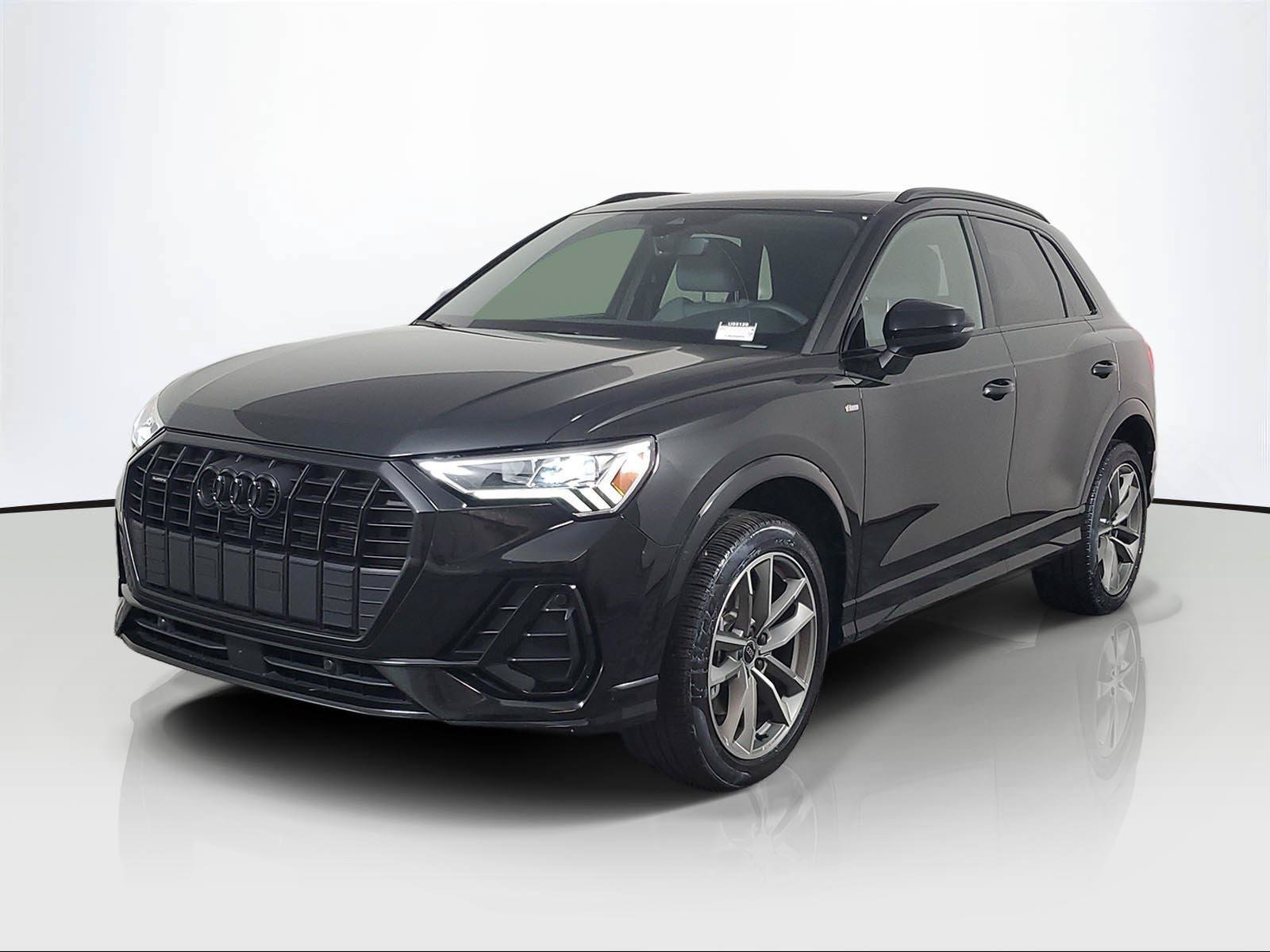 Used 2025 Audi Q3 2.0T Premium w/ Convenience Package AWD/4WD image 3