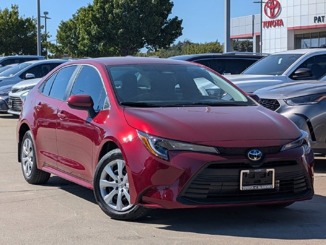 New 2027 Toyota Corolla LE FWD image 2