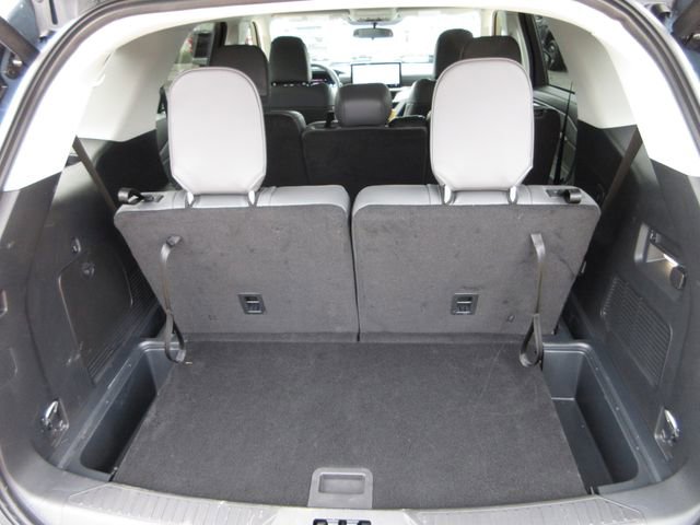 Certified 2025 Ford Explorer Active w/ Active Comfort Package image 28