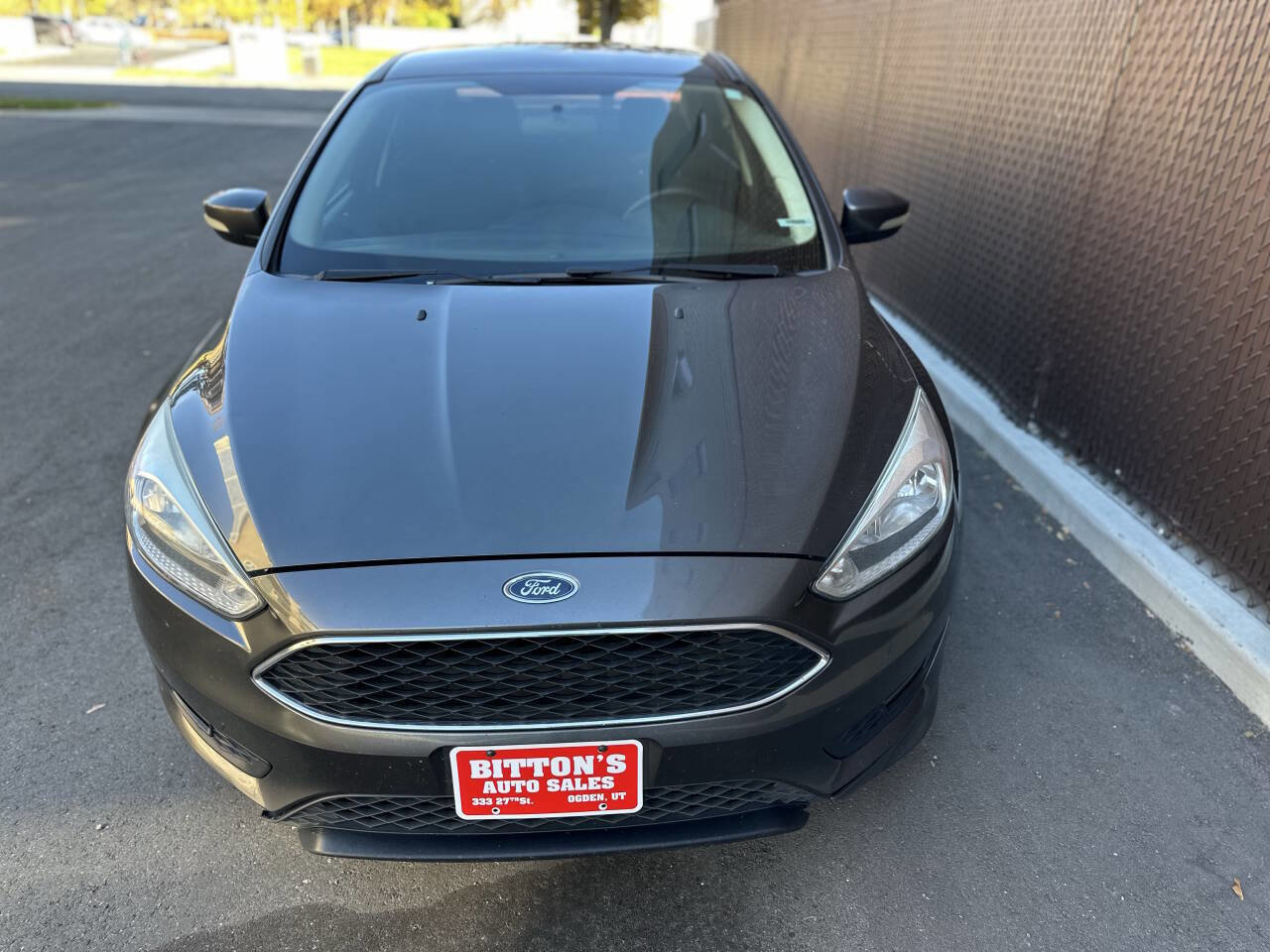 Used 2016 Ford Focus SE w/ SE Sport Package image 3
