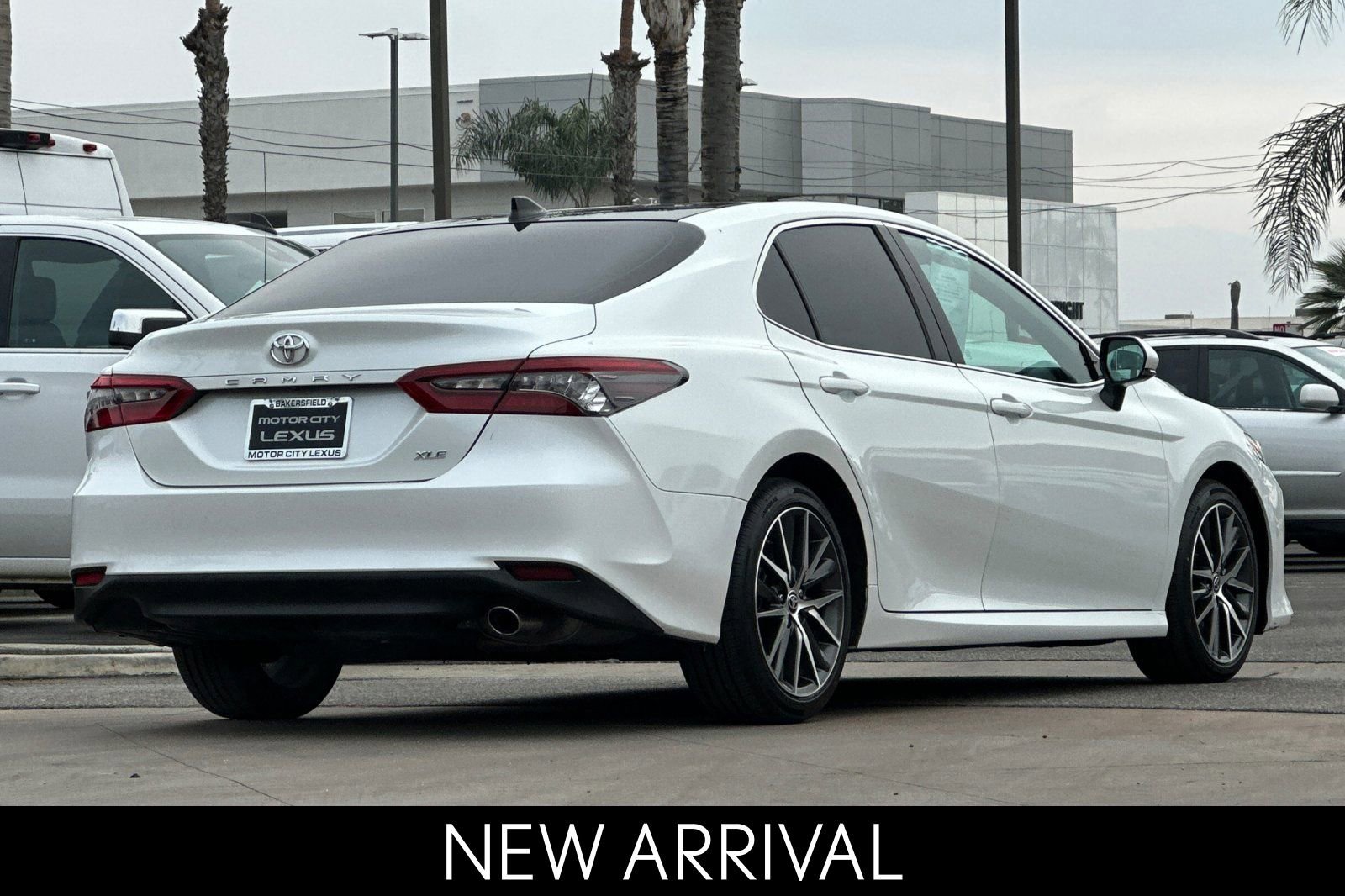 Used 2023 Toyota Camry XLE image 4