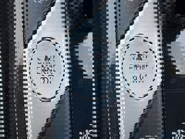 Used 2021 BMW 330i Sedan w/ Premium Package image 19