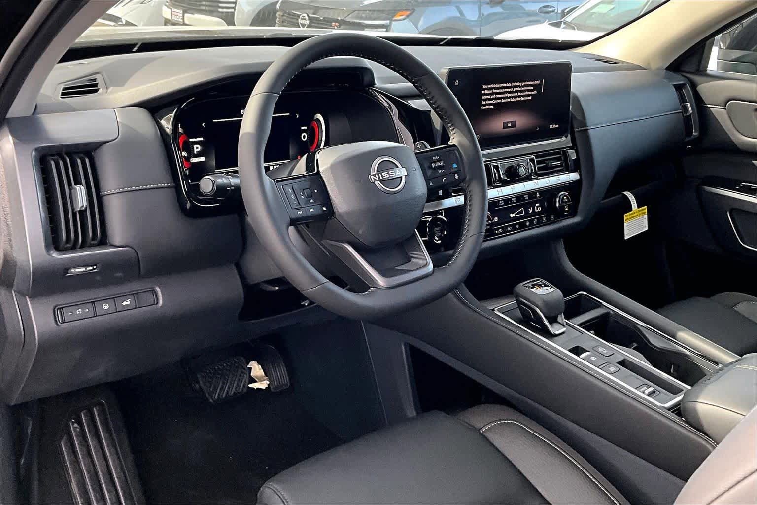 New 2026 Nissan Pathfinder SL image 10