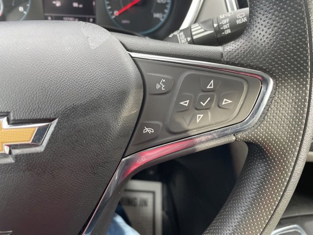 Used 2021 Chevrolet Equinox LS image 14