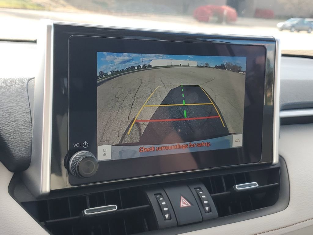 Used 2024 Toyota RAV4 XLE Premium image 12