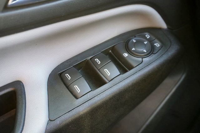 Used 2023 Chevrolet Equinox LT w/ Driver Convenience Package image 26