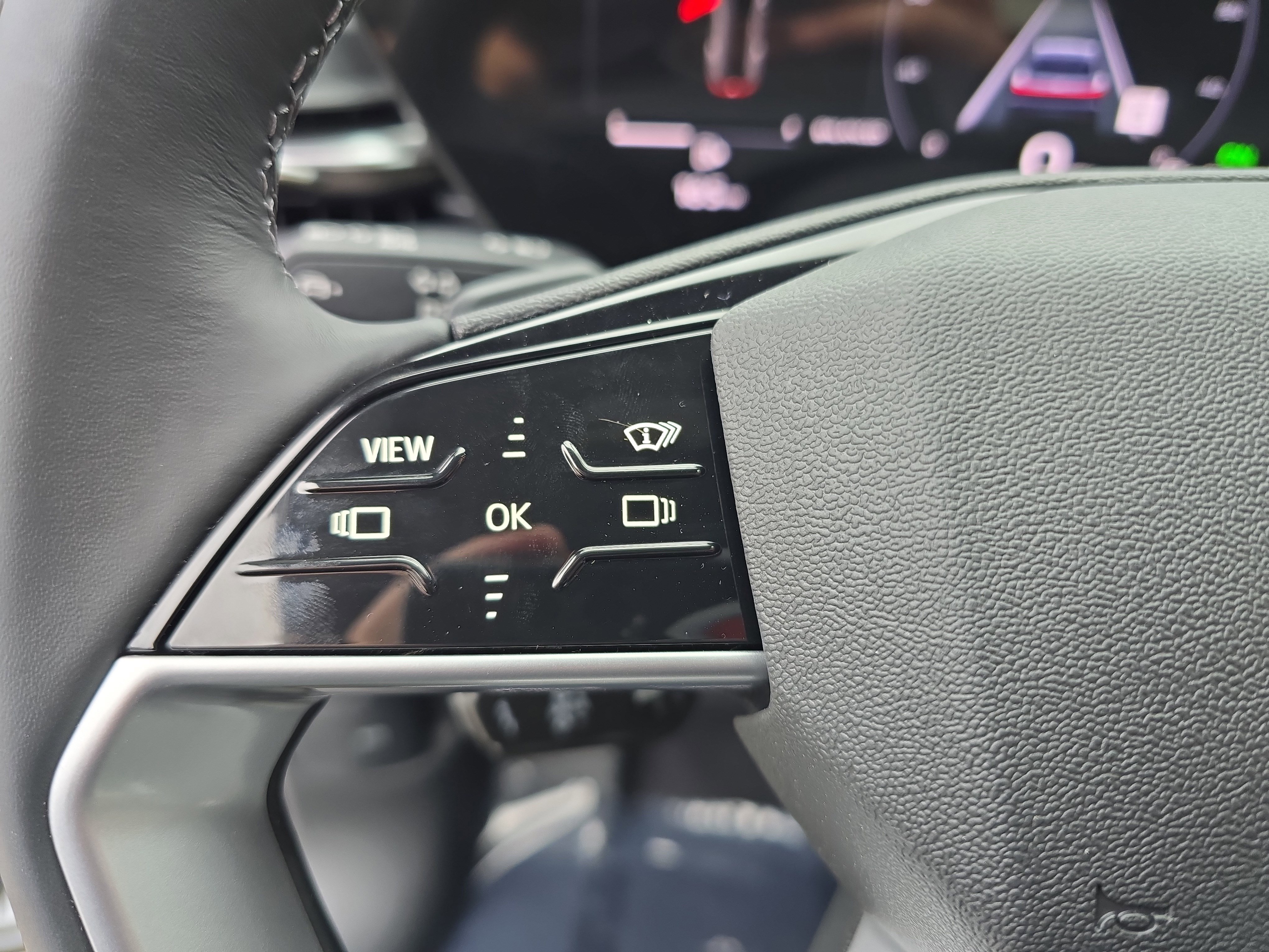New 2025 Audi Q5 Premium Plus image 17
