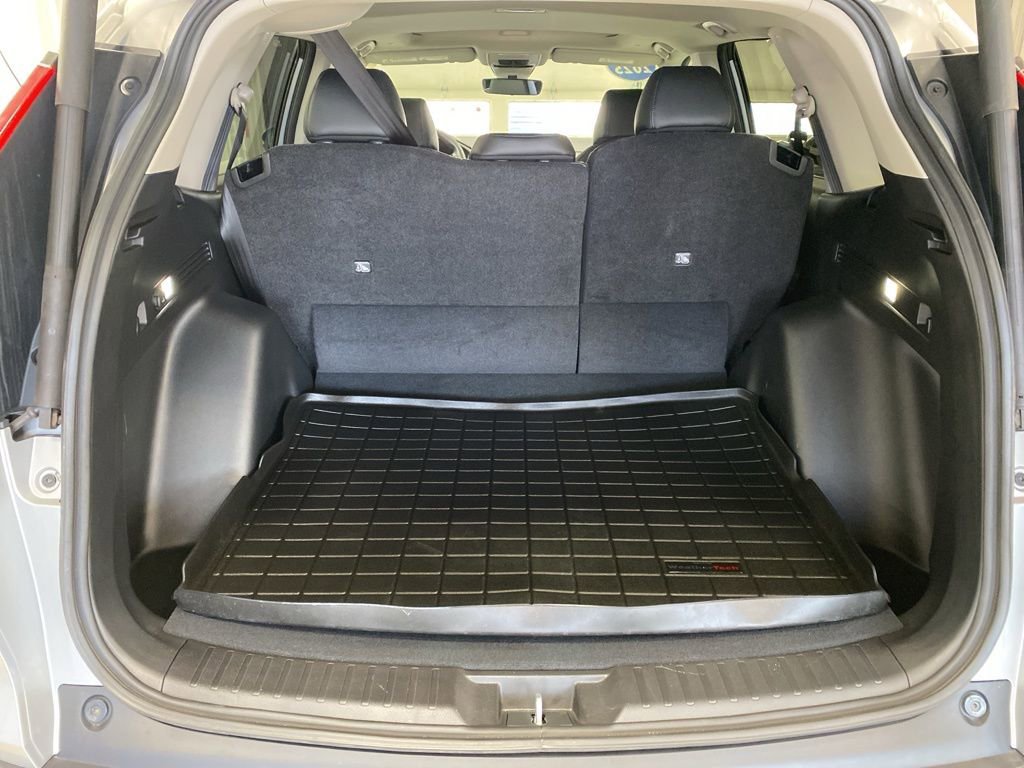 Used 2025 Honda CR-V EX-L image 12