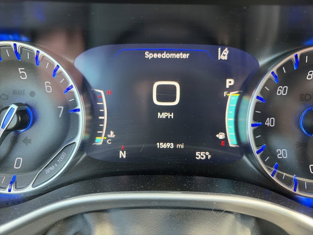 Used 2025 Chrysler Pacifica Select FWD image 26