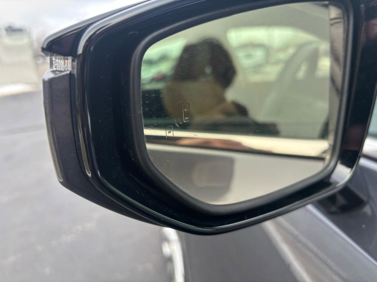 Used 2023 Lexus ES 350 w/ Accessory Package (Z1) image 34