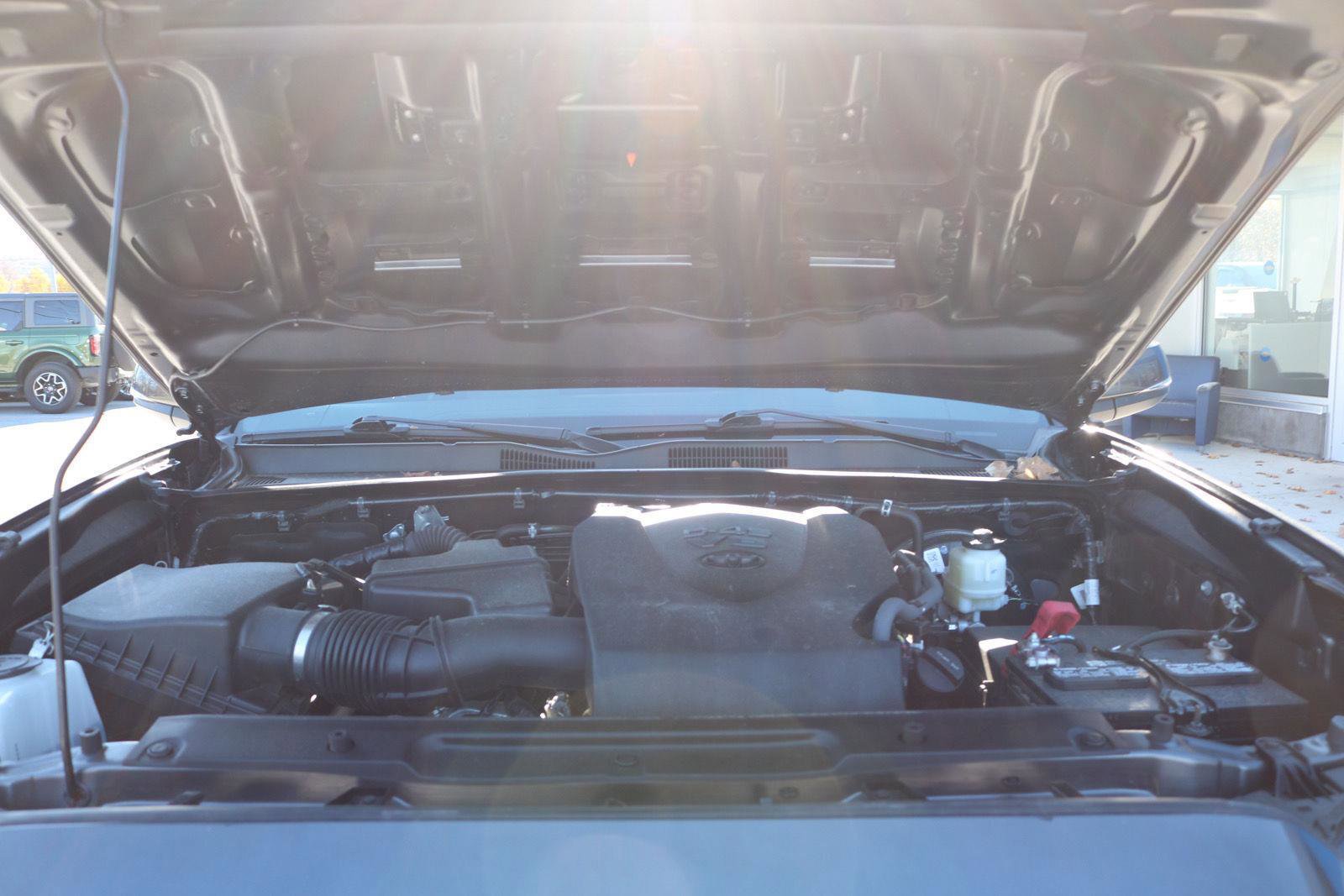 Used 2023 Toyota Tacoma TRD Sport w/ Black Out Package (TMS) image 23