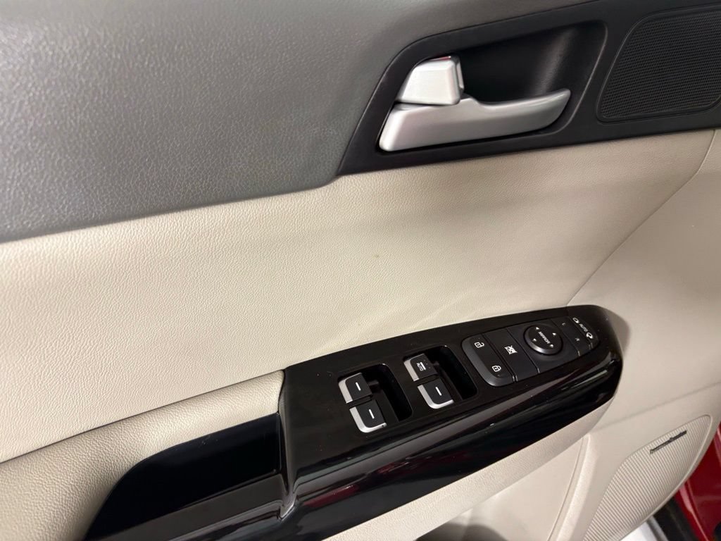 Used 2019 Kia Sportage EX w/ EX Technology Package FWD image 20