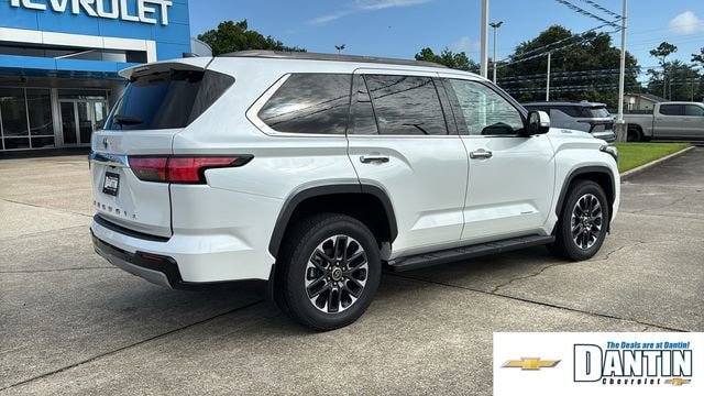 Used 2023 Toyota Sequoia Limited AWD/4WD image 31