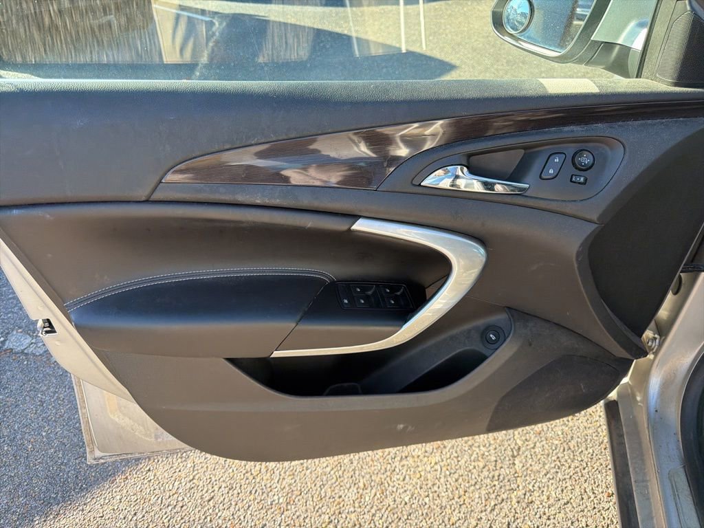 Used 2015 Buick Regal image 18