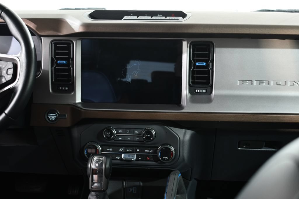 Used 2023 Ford Bronco Outer Banks AWD/4WD image 9