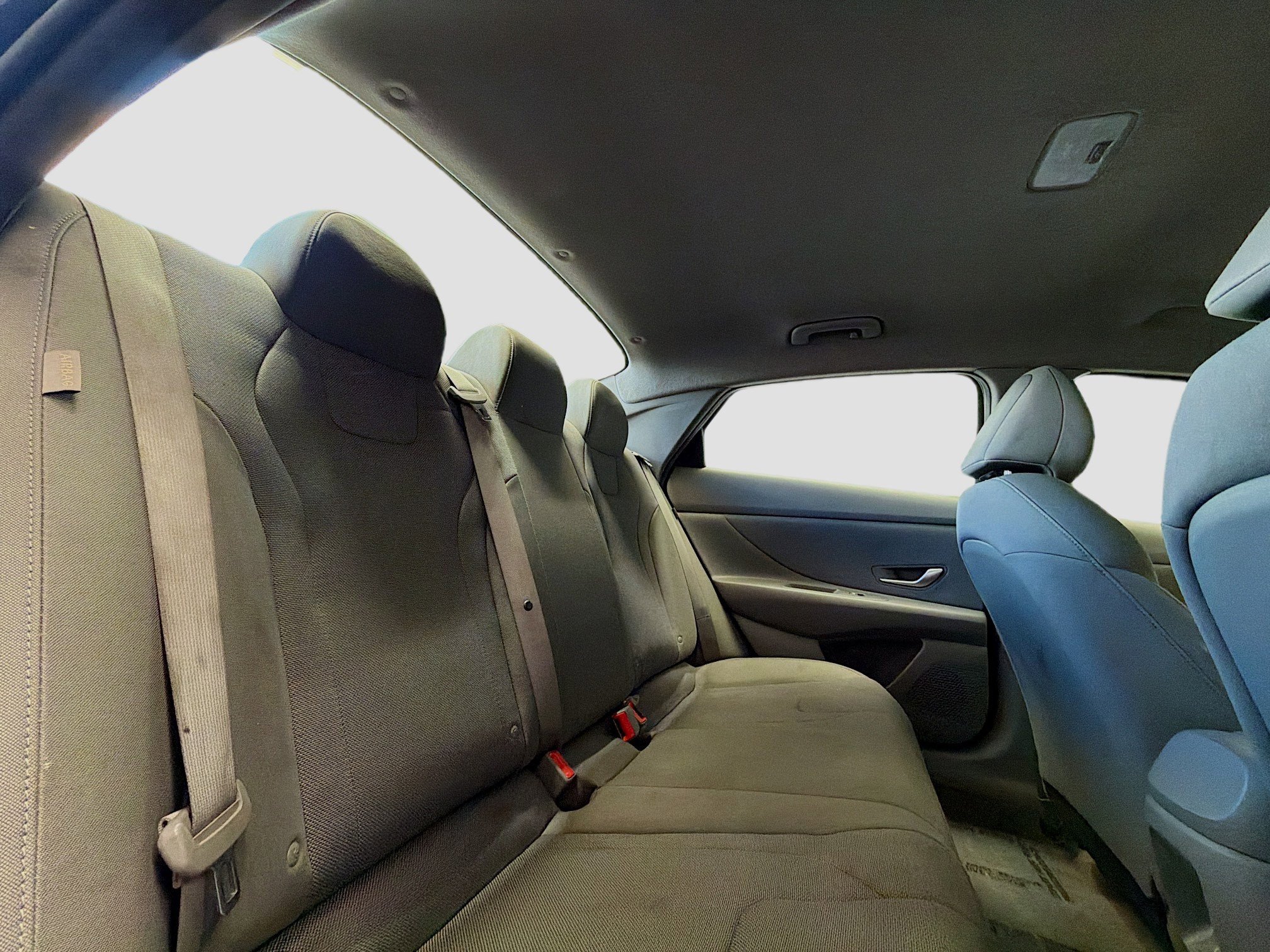 Used 2024 Hyundai Elantra SE image 16