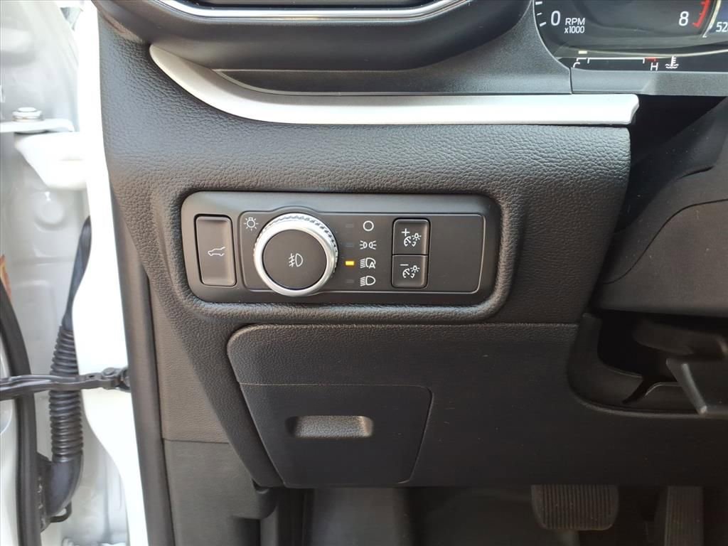 Used 2021 Ford Explorer XLT w/ Equipment Group 202A AWD/4WD image 18