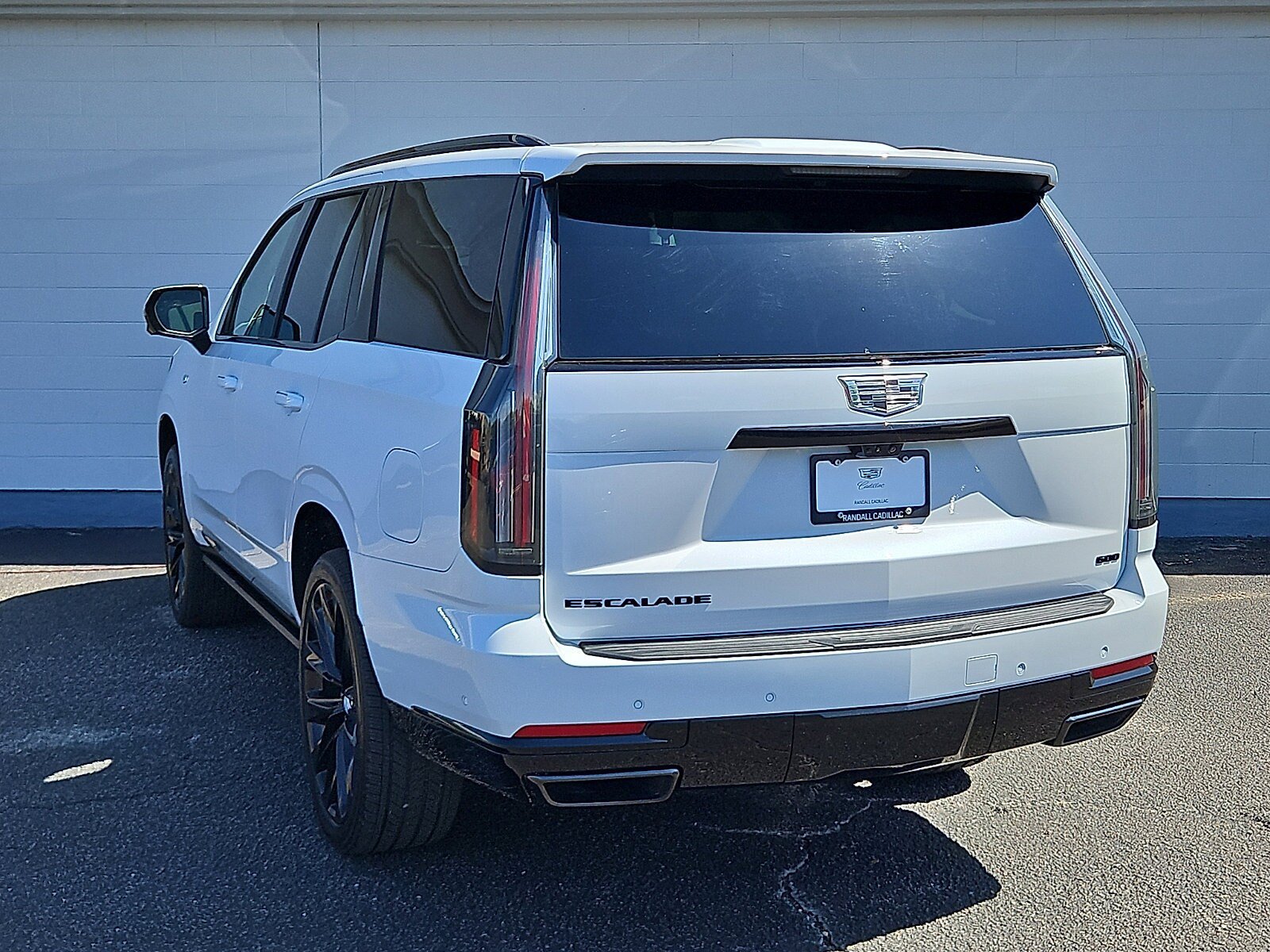 New 2026 Cadillac Escalade Platinum Sport w/ LPO, ONYX Package AWD/4WD image 3