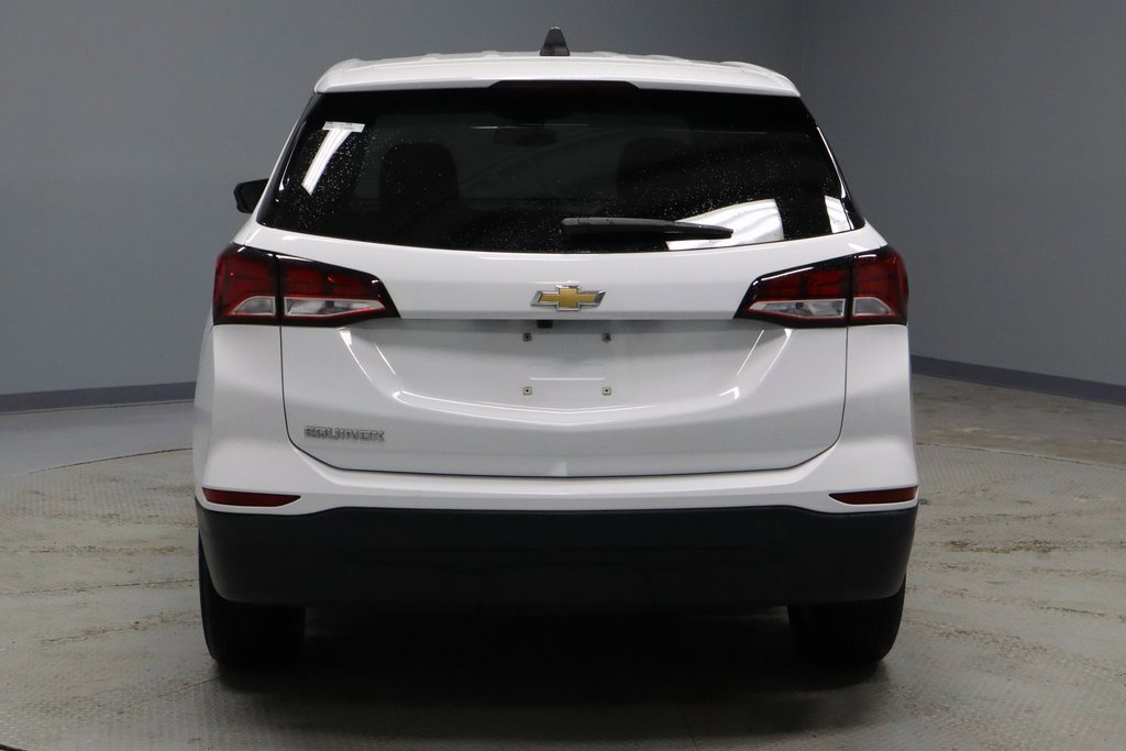 Used 2022 Chevrolet Equinox LS w/ LS Convenience Package image 9