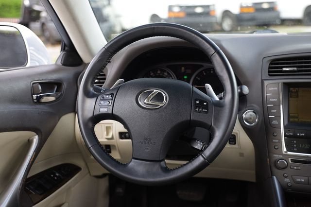 Used 2010 Lexus IS 250 w/ Preferred Accessory Package RWD image 32