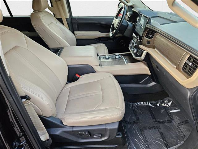 Used 2024 Ford Expedition Max Limited image 23
