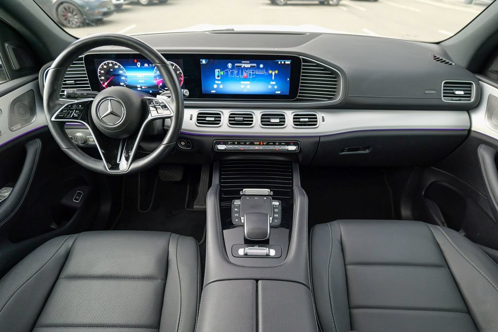Used 2024 Mercedes-Benz GLS 450 4MATIC image 32