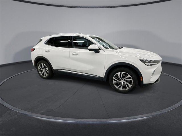 Used 2021 Buick Envision Essence image 2