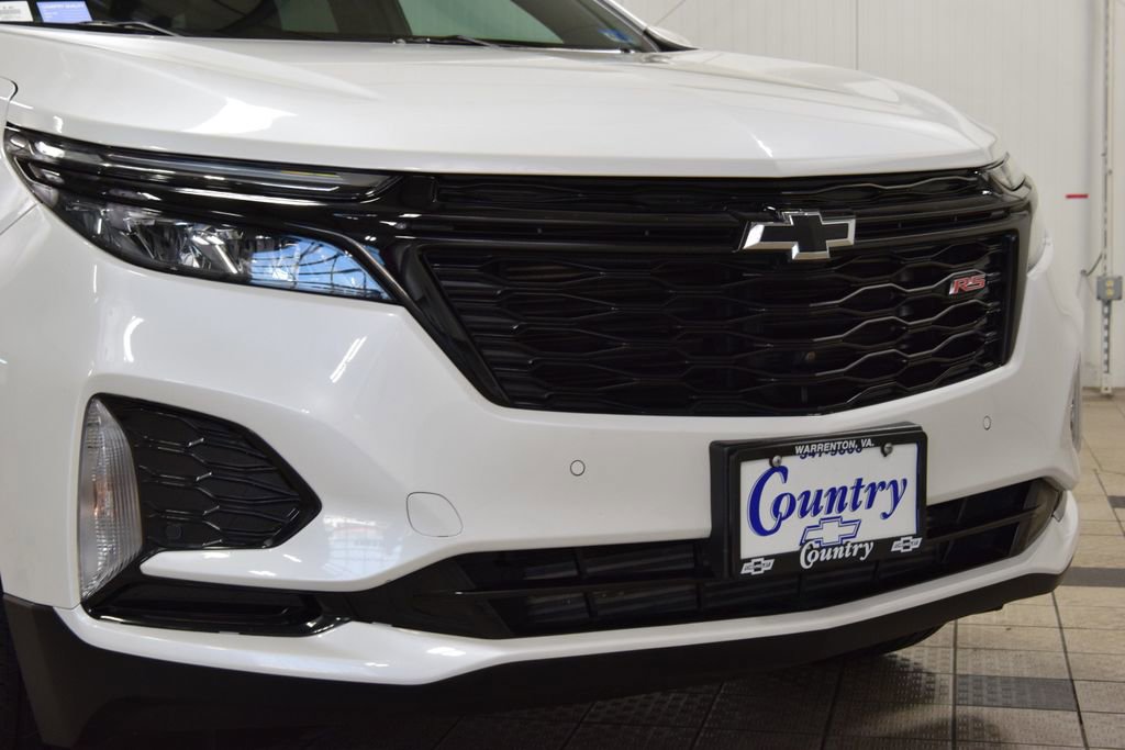 Used 2024 Chevrolet Equinox RS w/ RS Leather Package image 13