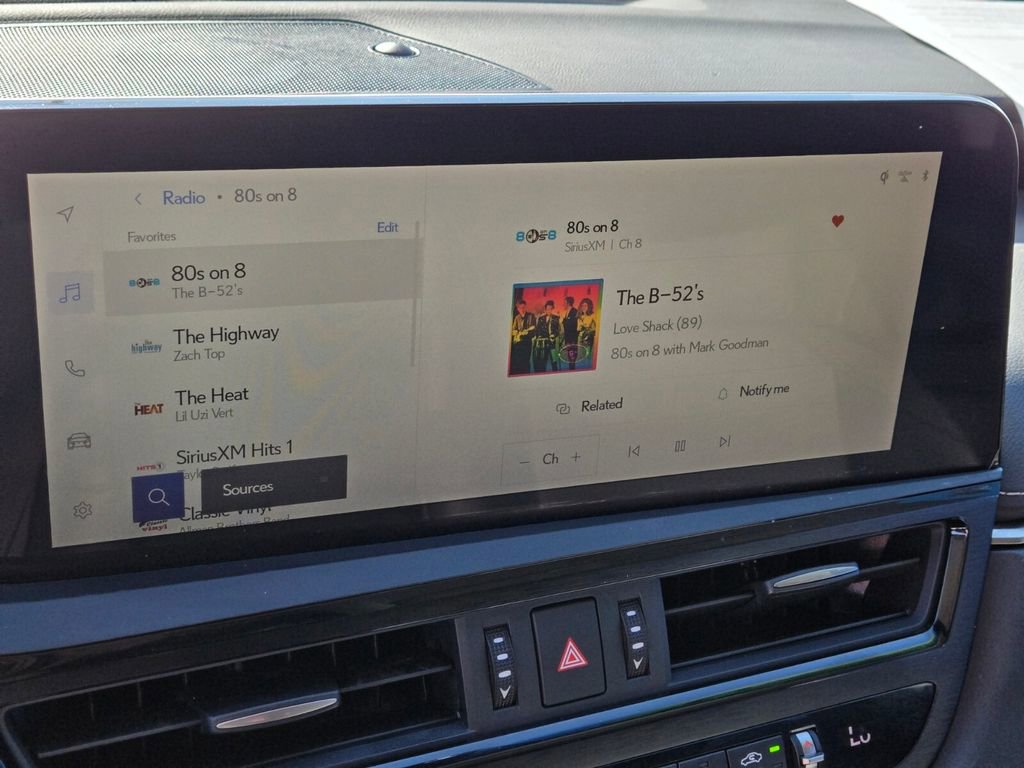 Used 2023 Lexus ES 350 w/ Premium Package image 27