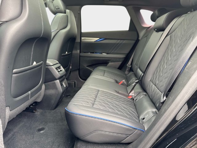 New 2027 Cadillac Optiq V w/ Carbon Fiber Package AWD/4WD image 11