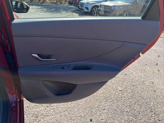 Certified 2023 Hyundai Elantra SEL image 12