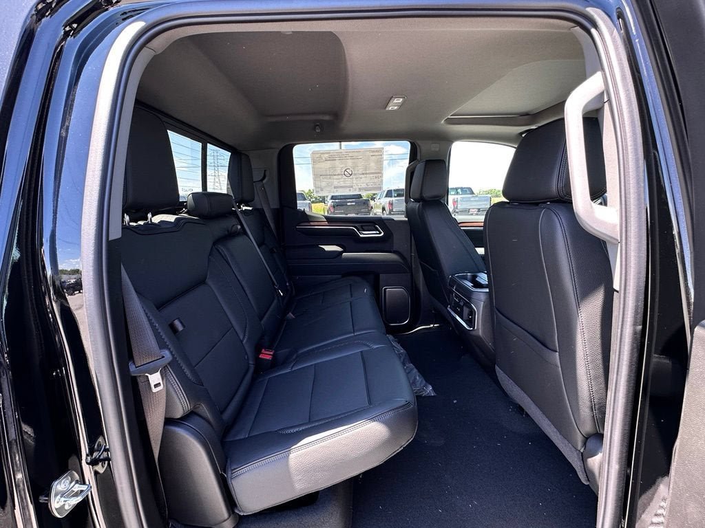 New 2026 GMC Sierra 1500 Denali w/ Denali Reserve Package AWD/4WD image 14