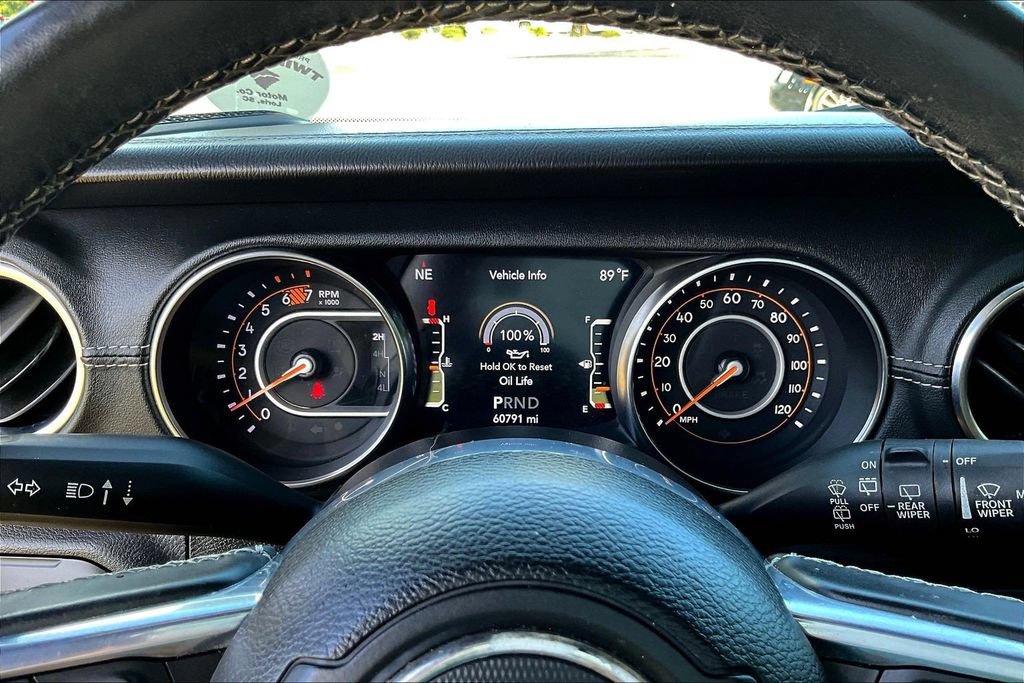 Used 2021 Jeep Wrangler Unlimited Sahara AWD/4WD image 15