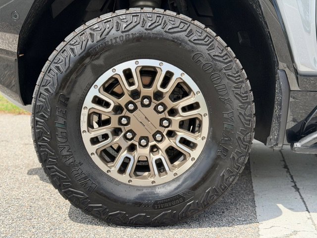 Used 2024 GMC Hummer EV 3X w/ Extreme Off-Road Package image 9