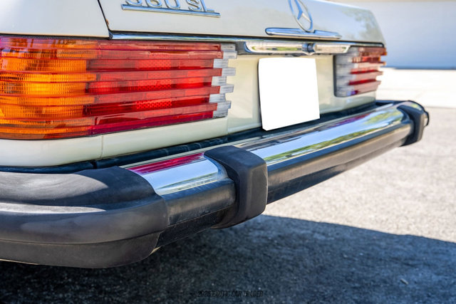 Used 1988 Mercedes-Benz 560 SL image 66